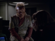 extant_StarTrek_VOY_5x20-ThinkTank_00952.jpg