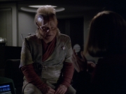 extant_StarTrek_VOY_5x20-ThinkTank_00953.jpg