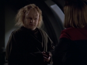 Filename=extant_StarTrek_VOY_5x20-ThinkTank_01172.jpg
Filesize=139KiB
Dimensions=1200x900
Date added=Nov 21, 2019 extant_StarTrek_VOY_5x20-ThinkTank_01172.jpg