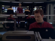 extant_StarTrek_VOY_5x20-ThinkTank_01304.jpg