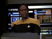 extant_StarTrek_VOY_5x20-ThinkTank_01316.jpg
