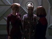 Filename=extant_StarTrek_VOY_5x20-ThinkTank_01366.jpg
Filesize=161KiB
Dimensions=1200x900
Date added=Nov 21, 2019 extant_StarTrek_VOY_5x20-ThinkTank_01366.jpg