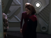 Filename=extant_StarTrek_VOY_5x20-ThinkTank_01373.jpg
Filesize=135KiB
Dimensions=1200x900
Date added=Nov 21, 2019 extant_StarTrek_VOY_5x20-ThinkTank_01373.jpg