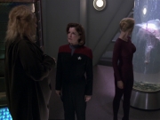 extant_StarTrek_VOY_5x20-ThinkTank_01399.jpg