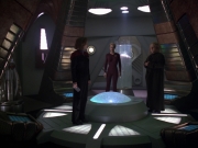 extant_StarTrek_VOY_5x20-ThinkTank_01464.jpg