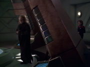 extant_StarTrek_VOY_5x20-ThinkTank_01541.jpg