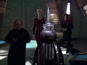extant_StarTrek_VOY_5x20-ThinkTank_01547.jpg