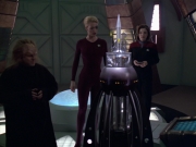 extant_StarTrek_VOY_5x20-ThinkTank_01549.jpg