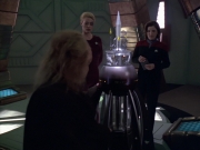 extant_StarTrek_VOY_5x20-ThinkTank_01556.jpg