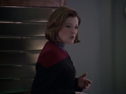 extant_StarTrek_VOY_5x20-ThinkTank_01652.jpg