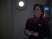 extant_StarTrek_VOY_5x20-ThinkTank_01665.jpg