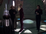 extant_StarTrek_VOY_5x20-ThinkTank_01715.jpg