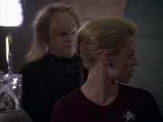 extant_StarTrek_VOY_5x20-ThinkTank_01747.jpg