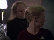 extant_StarTrek_VOY_5x20-ThinkTank_01748.jpg