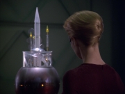 extant_StarTrek_VOY_5x20-ThinkTank_01760.jpg