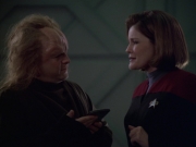 extant_StarTrek_VOY_5x20-ThinkTank_01801.jpg
