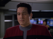 extant_StarTrek_VOY_5x20-ThinkTank_01861.jpg