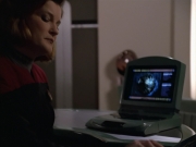 extant_StarTrek_VOY_5x20-ThinkTank_01874.jpg