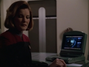 extant_StarTrek_VOY_5x20-ThinkTank_01875.jpg