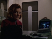 extant_StarTrek_VOY_5x20-ThinkTank_01877.jpg