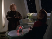 extant_StarTrek_VOY_5x20-ThinkTank_01903.jpg