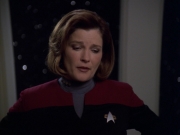 Filename=extant_StarTrek_VOY_5x20-ThinkTank_02039.jpg
Filesize=128KiB
Dimensions=1200x900
Date added=Nov 21, 2019 extant_StarTrek_VOY_5x20-ThinkTank_02039.jpg