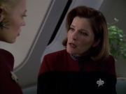 extant_StarTrek_VOY_5x20-ThinkTank_02133.jpg