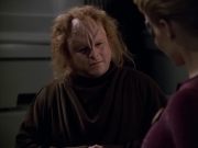extant_StarTrek_VOY_5x20-ThinkTank_02270.jpg