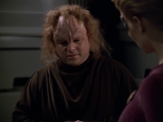 extant_StarTrek_VOY_5x20-ThinkTank_02272.jpg