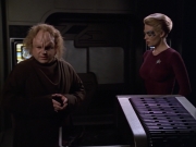 extant_StarTrek_VOY_5x20-ThinkTank_02278.jpg