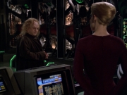 extant_StarTrek_VOY_5x20-ThinkTank_02304.jpg