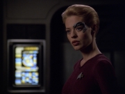 extant_StarTrek_VOY_5x20-ThinkTank_02325.jpg