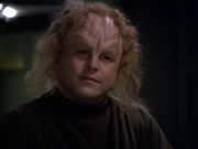 extant_StarTrek_VOY_5x20-ThinkTank_02332.jpg