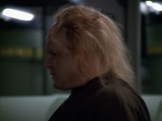 extant_StarTrek_VOY_5x20-ThinkTank_02339.jpg