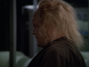 extant_StarTrek_VOY_5x20-ThinkTank_02340.jpg