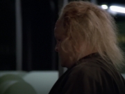 extant_StarTrek_VOY_5x20-ThinkTank_02341.jpg