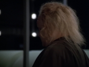 extant_StarTrek_VOY_5x20-ThinkTank_02343.jpg