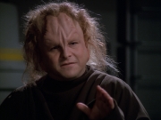 extant_StarTrek_VOY_5x20-ThinkTank_02355.jpg