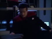 Filename=extant_StarTrek_VOY_5x20-ThinkTank_02457.jpg
Filesize=144KiB
Dimensions=1200x900
Date added=Nov 21, 2019 extant_StarTrek_VOY_5x20-ThinkTank_02457.jpg
