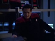 Filename=extant_StarTrek_VOY_5x20-ThinkTank_02458.jpg
Filesize=149KiB
Dimensions=1200x900
Date added=Nov 21, 2019 extant_StarTrek_VOY_5x20-ThinkTank_02458.jpg