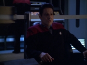 Filename=extant_StarTrek_VOY_5x20-ThinkTank_02460.jpg
Filesize=150KiB
Dimensions=1200x900
Date added=Nov 21, 2019 extant_StarTrek_VOY_5x20-ThinkTank_02460.jpg