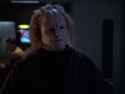 extant_StarTrek_VOY_5x20-ThinkTank_02532.jpg