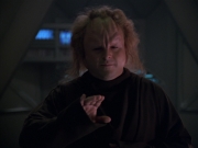 extant_StarTrek_VOY_5x20-ThinkTank_02638.jpg