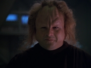 extant_StarTrek_VOY_5x20-ThinkTank_02648.jpg