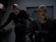 Filename=extant_StarTrek_VOY_5x20-ThinkTank_02691.jpg
Filesize=123KiB
Dimensions=1200x900
Date added=Nov 21, 2019 extant_StarTrek_VOY_5x20-ThinkTank_02691.jpg