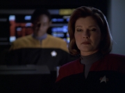 Filename=extant_StarTrek_VOY_5x20-ThinkTank_02694.jpg
Filesize=135KiB
Dimensions=1200x900
Date added=Nov 21, 2019 extant_StarTrek_VOY_5x20-ThinkTank_02694.jpg