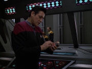 extant_StarTrek_VOY_5x20-ThinkTank_02750.jpg