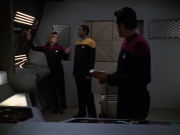 Filename=extant_StarTrek_VOY_5x20-ThinkTank_02755.jpg
Filesize=152KiB
Dimensions=1200x900
Date added=Nov 21, 2019 extant_StarTrek_VOY_5x20-ThinkTank_02755.jpg