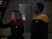 Filename=extant_StarTrek_VOY_5x20-ThinkTank_02769.jpg
Filesize=135KiB
Dimensions=1200x900
Date added=Nov 21, 2019 extant_StarTrek_VOY_5x20-ThinkTank_02769.jpg