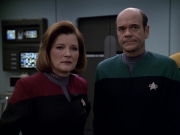 Filename=extant_StarTrek_VOY_5x20-ThinkTank_02826.jpg
Filesize=142KiB
Dimensions=1200x900
Date added=Nov 21, 2019 extant_StarTrek_VOY_5x20-ThinkTank_02826.jpg